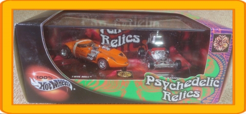 Hot Wheels 100% Psychedelic Relics 2 Car Set