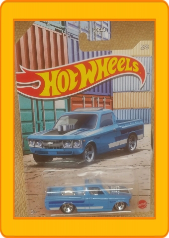 Hot Wheels Pickup Truck Series Custom '72 Chevy LUV 